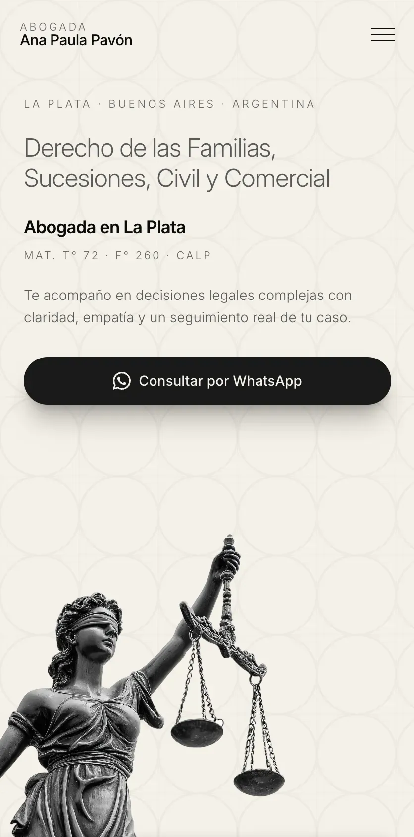 Home del sitio de APP Abogada en mobile — misma jerarquía adaptada al teléfono
